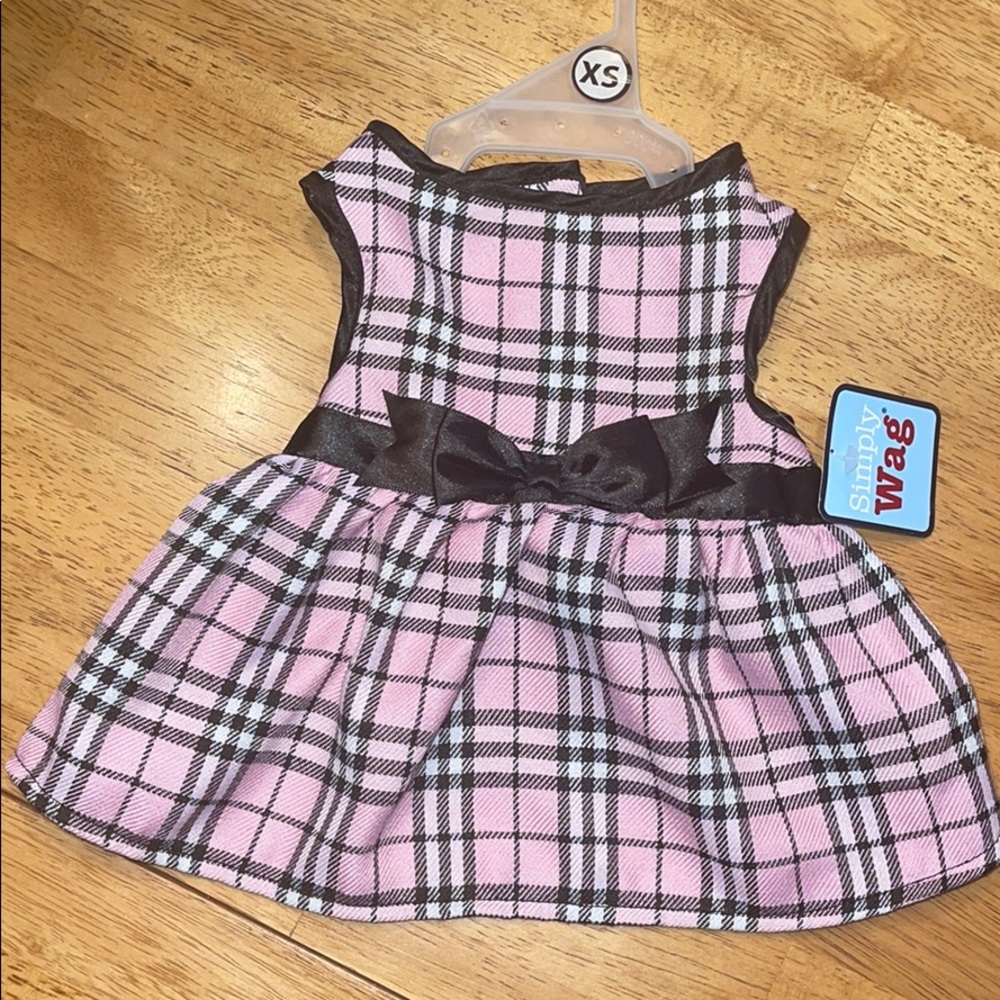 NWT Simply Wag doggy dress in plaid pink